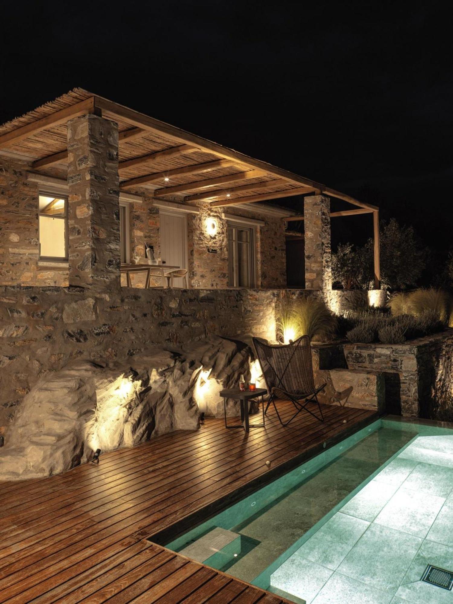 Peliva Nature Suites Pinakátai Exteriör bild